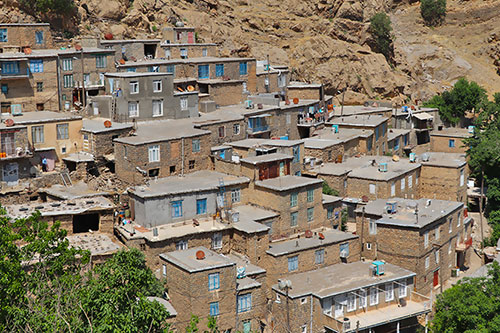 Top Hostels and Ecolodges of the Iranian Kurdistan