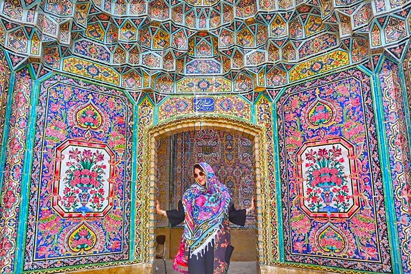 Nasir ol-Molk, a Mosque Reflects the Heaven