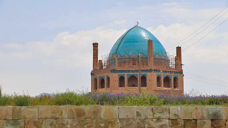 Soltaniyeh Dome Pictures the Blue Taj Mahal in Iran